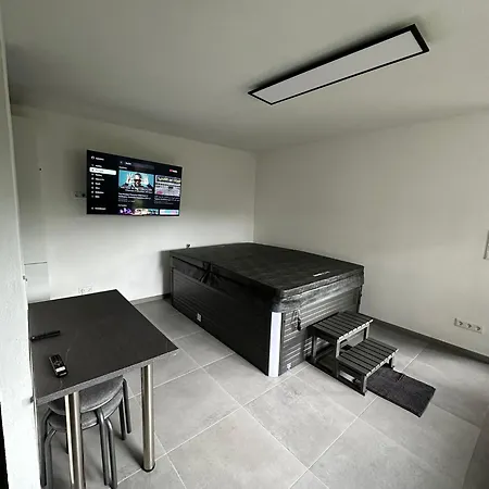 Mit Whirpool, Fasssauna Und Massagesessel - Medebach